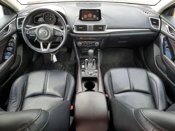 3MZBN1V35JM214058 2018 MAZDA 3 - Image 8