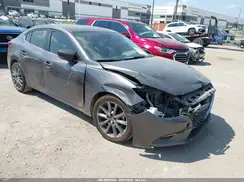 3MZBN1V35JM216344 2018 MAZDA 3