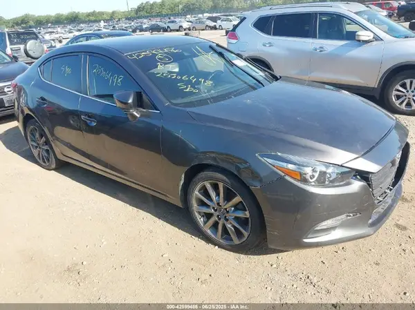 3MZBN1V35JM227747 2018 MAZDA 3 - Image 1
