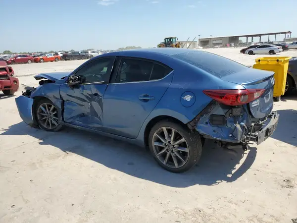 3MZBN1V35JM238103 2018 MAZDA 3 - Image 2