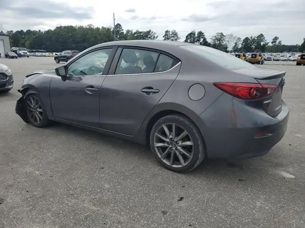 3MZBN1V35JM238585 2018 MAZDA 3 - Image 2