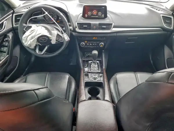3MZBN1V35JM239672 2018 MAZDA 3 - Image 8