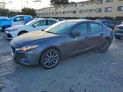 3MZBN1V35JM244693 2018 MAZDA 3