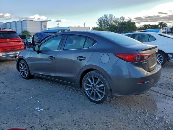 3MZBN1V35JM244693 2018 MAZDA 3 - Image 2