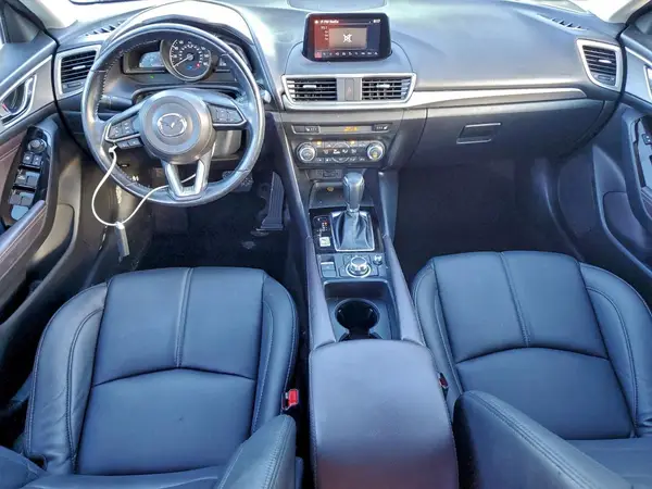 3MZBN1V35JM244693 2018 MAZDA 3 - Image 8