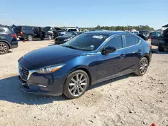 3MZBN1V35JM246041 2018 MAZDA 3