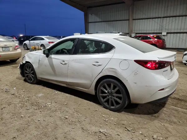 3MZBN1V35JM248985 2018 MAZDA 3 - Image 2