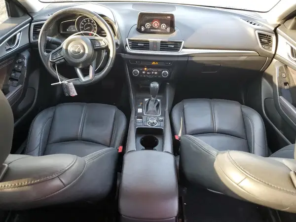 3MZBN1V35JM251014 2018 MAZDA 3 - Image 8
