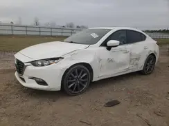 3MZBN1V35JM257962 2018 MAZDA 3