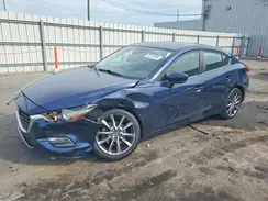 3MZBN1V35JM258772 2018 MAZDA 3