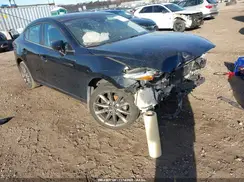 3MZBN1V35JM258819 2018 MAZDA 3