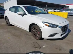 3MZBN1V35JM259744 2018 MAZDA 3