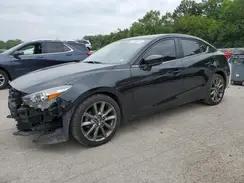 3MZBN1V35JM266712 2018 MAZDA 3
