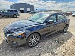 3MZBN1V35JM273272 2018 MAZDA 3