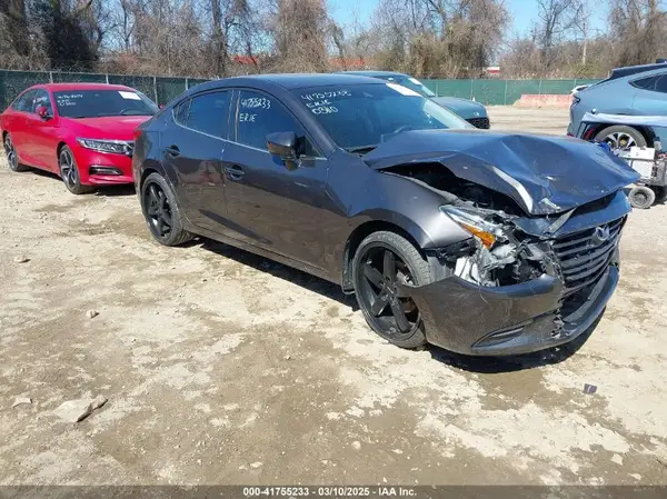 3MZBN1V36JM166098 2018 MAZDA 3 - Image 1