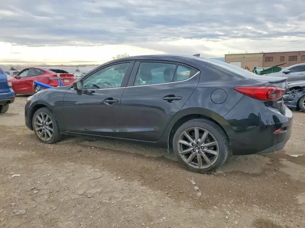 3MZBN1V36JM168143 2018 MAZDA 3 - Image 2