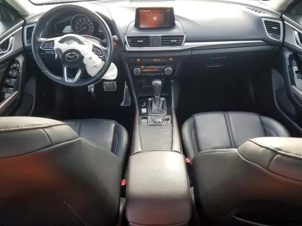 3MZBN1V36JM172628 2018 MAZDA 3 - Image 8
