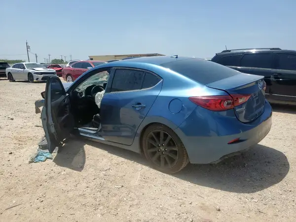 3MZBN1V36JM172936 2018 MAZDA 3 - Image 2