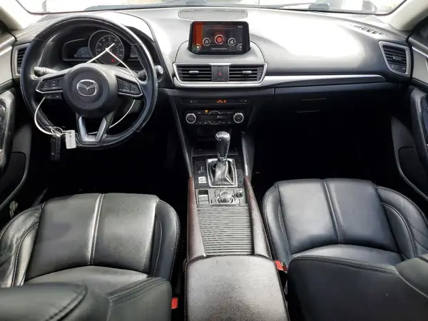 3MZBN1V36JM180471 2018 MAZDA 3 - Image 8