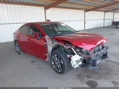 3MZBN1V36JM183175 2018 MAZDA 3