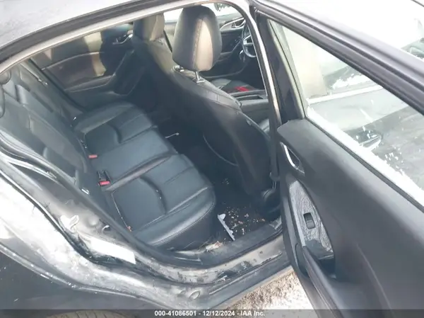 3MZBN1V36JM184259 2018 MAZDA 3 - Image 8