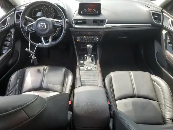 3MZBN1V36JM188232 2018 MAZDA 3 - Image 8
