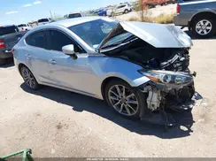 3MZBN1V36JM189056 2018 MAZDA 3