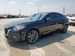 3MZBN1V36JM191227 2018 MAZDA 3