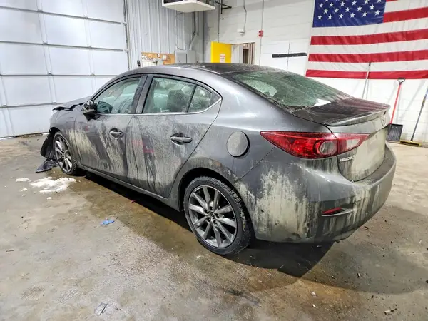 3MZBN1V36JM193625 2018 MAZDA 3 - Image 2