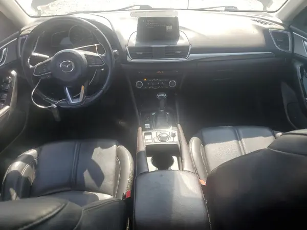3MZBN1V36JM206504 2018 MAZDA 3 - Image 8