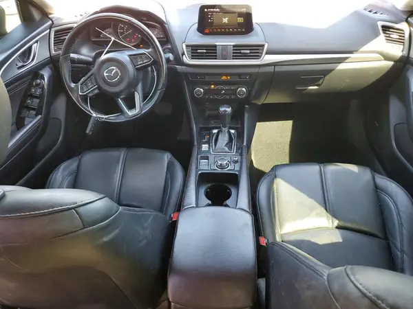 3MZBN1V36JM207037 2018 MAZDA 3 - Image 8