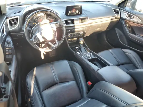 3MZBN1V36JM207054 2018 MAZDA 3 - Image 8