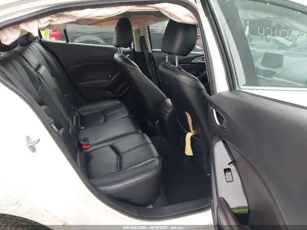 3MZBN1V36JM209936 2018 MAZDA 3 - Image 8