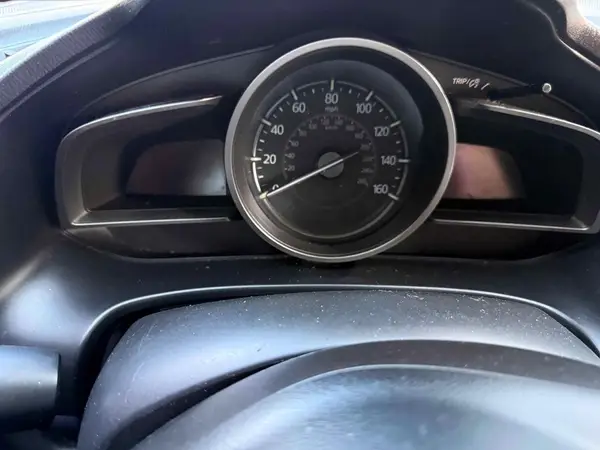 3MZBN1V36JM210276 2018 MAZDA 3 - Image 8