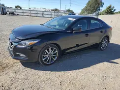 3MZBN1V36JM212822 2018 MAZDA 3