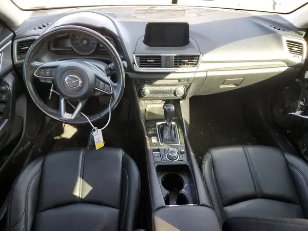 3MZBN1V36JM218264 2018 MAZDA 3 - Image 8