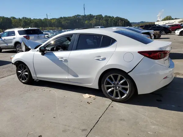 3MZBN1V36JM220869 2018 MAZDA 3 - Image 2