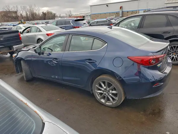 3MZBN1V36JM226543 2018 MAZDA 3 - Image 2