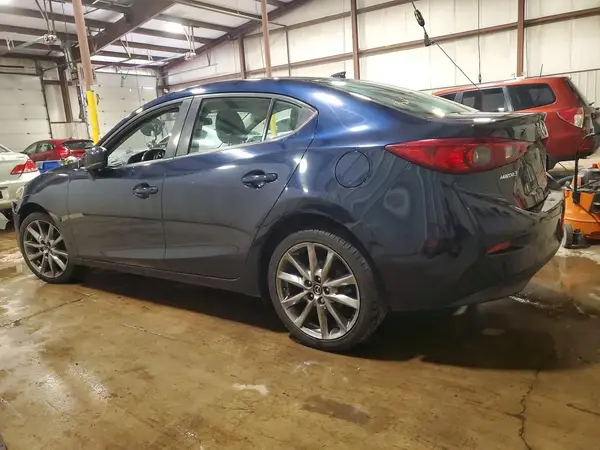 3MZBN1V36JM228602 2018 MAZDA 3 - Image 2