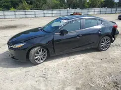 3MZBN1V36JM240801 2018 MAZDA 3