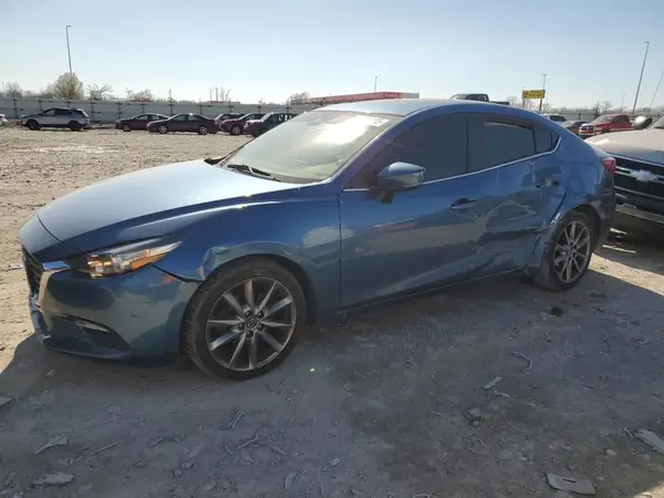 3MZBN1V36JM242211 2018 MAZDA 3 - Image 1