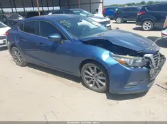 3MZBN1V36JM243780 2018 MAZDA 3