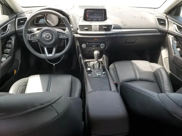 3MZBN1V36JM244802 2018 MAZDA 3 - Image 8