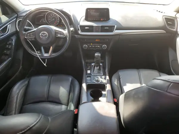 3MZBN1V36JM245559 2018 MAZDA 3 - Image 8