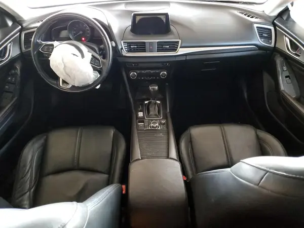 3MZBN1V36JM246517 2018 MAZDA 3 - Image 8