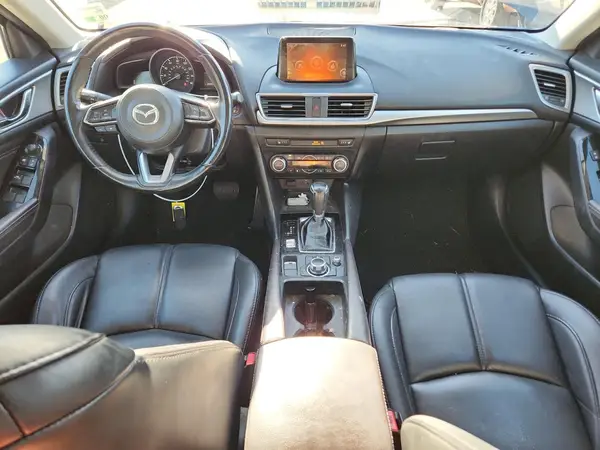 3MZBN1V36JM246646 2018 MAZDA 3 - Image 8