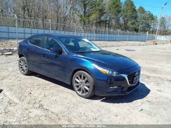 3MZBN1V36JM256934 2018 MAZDA 3 - Image 1