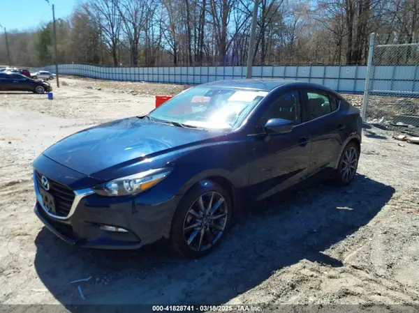 3MZBN1V36JM256934 2018 MAZDA 3 - Image 2