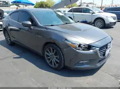 3MZBN1V36JM262619 2018 MAZDA 3