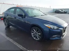 3MZBN1V36JM262863 2018 MAZDA 3